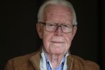 Leidschendam 11 december 2019
Henk de Gier in zijn praktijk/huis