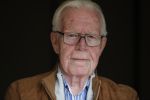 Leidschendam 11 december 2019
Henk de Gier in zijn praktijk/huis