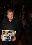 Zoetermeer 8 december 2019
Surpriseparty voor Hans Bouwens ( George Baker) vanwege zijn 75e verjaardag en 50 jaar artiest. 
Henny Huisman