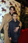 Amsterdam 19 december 2019
Premiere kerstcircus in Carre. Igone de Jongh kwam met haar zoon