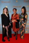Amsterdam 9 december 2019
Premiere huisvrouwen bestaan niet deel II in tuschinski. Jelka v Houten Loes Luca en Eva v d Wijdeven