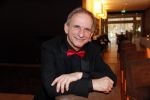 Den Haag 16 december 2019
De society lunch in hotel crown plaza . Johan Vlemmix kwam met een vriendin