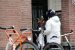 Amsterdam 15 december 2019
Bloemen bezorger bij Kasja Olongren