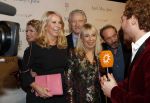 Amsterdam 16 december 2019
Premiere April may June in het deLamar theater met oa in de hoofdrollen Linda de Mol Elise Schaap en Tjitske Reidinga.