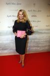 Amsterdam 16 december 2019
Premiere April may June in het deLamar theater met oa in de hoofdrollen Linda de Mol Elise Schaap en Tjitske Reidinga.