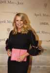 Amsterdam 16 december 2019
Premiere April may June in het deLamar theater met oa in de hoofdrollen Linda de Mol Elise Schaap en Tjitske Reidinga.