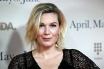 Amsterdam 16 december 2019
Premiere April may June in het deLamar theater met oa in de hoofdrollen Linda de Mol Elise Schaap en Tjitske Reidinga. marlijn weerdenburg