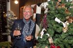 Noordwijk 13 decemnber 2019
Martien Meiland, moeder Erica, dochter Maxime, kleindochter Claire en dochter Montana tijdens de presentatie van de nieuwe wijncollectie van de familie Meiland. De bekende tv-familie brengt drie wijnen uit, onder de naam La Famille Meiland