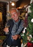 Noordwijk 13 decemnber 2019
Martien Meiland, moeder Erica, dochter Maxime, kleindochter Claire en dochter Montana tijdens de presentatie van de nieuwe wijncollectie van de familie Meiland. De bekende tv-familie brengt drie wijnen uit, onder de naam La Famille Meiland