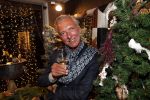 Noordwijk 13 decemnber 2019
Martien Meiland, moeder Erica, dochter Maxime, kleindochter Claire en dochter Montana tijdens de presentatie van de nieuwe wijncollectie van de familie Meiland. De bekende tv-familie brengt drie wijnen uit, onder de naam La Famille Meiland