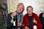 Noordwijk 13 decemnber 2019
Martien Meiland, moeder Erica, dochter Maxime, kleindochter Claire en dochter Montana tijdens de presentatie van de nieuwe wijncollectie van de familie Meiland. De bekende tv-familie brengt drie wijnen uit, onder de naam La Famille Meiland