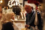 Noordwijk 13 decemnber 2019
Martien Meiland, moeder Erica, dochter Maxime, kleindochter Claire en dochter Montana tijdens de presentatie van de nieuwe wijncollectie van de familie Meiland. De bekende tv-familie brengt drie wijnen uit, onder de naam La Famille Meiland. Martien met Patricia Paay