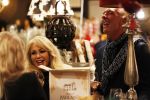 Noordwijk 13 decemnber 2019
Martien Meiland, moeder Erica, dochter Maxime, kleindochter Claire en dochter Montana tijdens de presentatie van de nieuwe wijncollectie van de familie Meiland. De bekende tv-familie brengt drie wijnen uit, onder de naam La Famille Meiland. Martien met Patricia Paay