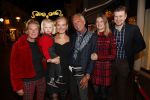 Noordwijk 13 decemnber 2019
Martien Meiland, moeder Erica, dochter Maxime, kleindochter Claire en dochter Montana tijdens de presentatie van de nieuwe wijncollectie van de familie Meiland. De bekende tv-familie brengt drie wijnen uit, onder de naam La Famille Meiland