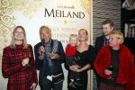 Noordwijk 13 decemnber 2019
Martien Meiland, moeder Erica, dochter Maxime, kleindochter Claire en dochter Montana tijdens de presentatie van de nieuwe wijncollectie van de familie Meiland. De bekende tv-familie brengt drie wijnen uit, onder de naam La Famille Meiland