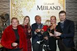 Noordwijk 13 decemnber 2019
Martien Meiland, moeder Erica, dochter Maxime, kleindochter Claire en dochter Montana tijdens de presentatie van de nieuwe wijncollectie van de familie Meiland. De bekende tv-familie brengt drie wijnen uit, onder de naam La Famille Meiland