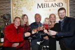Noordwijk 13 decemnber 2019
Martien Meiland, moeder Erica, dochter Maxime, kleindochter Claire en dochter Montana tijdens de presentatie van de nieuwe wijncollectie van de familie Meiland. De bekende tv-familie brengt drie wijnen uit, onder de naam La Famille Meiland
