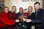 Noordwijk 13 decemnber 2019
Martien Meiland, moeder Erica, dochter Maxime, kleindochter Claire en dochter Montana tijdens de presentatie van de nieuwe wijncollectie van de familie Meiland. De bekende tv-familie brengt drie wijnen uit, onder de naam La Famille Meiland