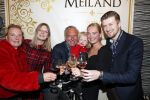 Noordwijk 13 decemnber 2019
Martien Meiland, moeder Erica, dochter Maxime, kleindochter Claire en dochter Montana tijdens de presentatie van de nieuwe wijncollectie van de familie Meiland. De bekende tv-familie brengt drie wijnen uit, onder de naam La Famille Meiland