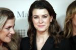 Amsterdam 16 december 2019
Premiere April may June in het deLamar theater met oa in de hoofdrollen Linda de Mol Elise Schaap en Tjitske Reidinga. Merel Westrik kwam met haar zus en een vriendin
