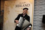 Noordwijk 13 decemnber 2019
Martien Meiland, moeder Erica, dochter Maxime, kleindochter Claire en dochter Montana tijdens de presentatie van de nieuwe wijncollectie van de familie Meiland. De bekende tv-familie brengt drie wijnen uit, onder de naam La Famille Meiland. muzikant