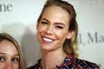 Amsterdam 16 december 2019
Premiere April may June in het deLamar theater met oa in de hoofdrollen Linda de Mol Elise Schaap en Tjitske Reidinga. Nicolette Kluijver