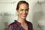 Amsterdam 16 december 2019
Premiere April may June in het deLamar theater met oa in de hoofdrollen Linda de Mol Elise Schaap en Tjitske Reidinga. Nicolette Kluijver