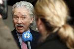Amsterdam 16 december 2019
Premiere April may June in het deLamar theater met oa in de hoofdrollen Linda de Mol Elise Schaap en Tjitske Reidinga. Patrick Duffy