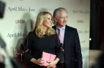 Amsterdam 16 december 2019
Premiere April may June in het deLamar theater met oa in de hoofdrollen Linda de Mol Elise Schaap en Tjitske Reidinga. Patrick Duffy