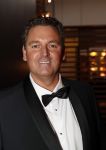 Den Haag 16 december 2019
De society lunch in hotel crown plaza . ramon beense  met vrouw