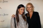 Amsterdam 16 december 2019
Premiere April may June in het deLamar theater met oa in de hoofdrollen Linda de Mol Elise Schaap en Tjitske Reidinga. Renee Bosveld met een vriendin