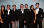 Amsterdam 9 december 2019
Premiere huisvrouwen bestaan niet deel II in tuschinski. Rick Engelkes met zijn vriendin Marie Claire Noorlander en hun kinderen