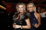 Amsterdam 12 december 2019
Luxury fair LXRY in de rai. Sandra Masmeijer met dochter en schoonzoon