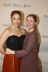 Amsterdam 16 december 2019
Premiere April may June in het deLamar theater met oa in de hoofdrollen Linda de Mol Elise Schaap en Tjitske Reidinga. Sarah Chronis en Sigrid ten Napel