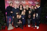 Amsterdam 22 december 2019
RTL Christmas show in de ziggo Dome. Sven sauve met zijn familie