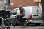 Amsterdam 21 december 2019
Tom Egbers op de fiets in Amsterdam zuid