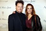 Amsterdam 16 december 2019
Premiere April may June in het deLamar theater met oa in de hoofdrollen Linda de Mol Elise Schaap en Tjitske Reidinga. Rop Verheijen kwam met ilse Wieringa