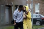 Almerte 27 december 2020
Famke Louise kussend met haar nieuwe vriend Denzel Slager . Ze vertrokken vanaf haar huis naar de supermarkt. Denzel is oud prof voetballer en winnaar van het programma Love Island.