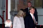 Amsterdam 31 januari 2001
Koningin Beatrix 63 jaar Maxima en Prins Willem Alexander.


Peter Smulders bv