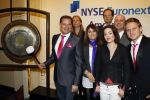 Amsterdam 25 januari 2011
Cast Legalyy Blonde opent amsterdamse effectenbeurs. Aanwezig Pearl Jozefzoon, Albert Verlinde Laura Vlasblom Kim Lian v d Meij Joey Schalker Roy v Iersel en medewerkers van de beurs.
Peter Smulders bv