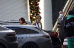 Schiphol Mijdrecht 20 december 2021
Andre Hazes en zijn neef en beste vriend Djarno Hofland worden door Rachel hazes opgehaald op Schiphol na een vakantie naar Las Vegas en Los Angeles. Daarna rijden Andre en zijn moeder naar haar huis in Mijdrecht.
