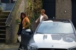 Schiphol Mijdrecht 20 december 2021
Andre Hazes en zijn neef en beste vriend Djarno Hofland worden door Rachel hazes opgehaald op Schiphol na een vakantie naar Las Vegas en Los Angeles. Daarna rijden Andre en zijn moeder naar haar huis in Mijdrecht.