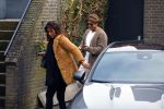 Schiphol Mijdrecht 20 december 2021
Andre Hazes en zijn neef en beste vriend Djarno Hofland worden door Rachel hazes opgehaald op Schiphol na een vakantie naar Las Vegas en Los Angeles. Daarna rijden Andre en zijn moeder naar haar huis in Mijdrecht.