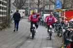 Amsterdam 23 december 2021
Dave Roelvink en een colega als fietskoerier voor Flink in Amsterdam zuid.