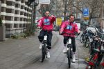 Amsterdam 23 december 2021
Dave Roelvink en een colega als fietskoerier voor Flink in Amsterdam zuid.
