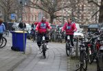 Amsterdam 23 december 2021
Dave Roelvink en een colega als fietskoerier voor Flink in Amsterdam zuid.