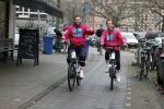 Amsterdam 23 december 2021
Dave Roelvink en een colega als fietskoerier voor Flink in Amsterdam zuid.