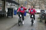 Amsterdam 23 december 2021
Dave Roelvink en een colega als fietskoerier voor Flink in Amsterdam zuid.