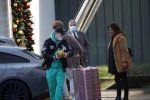 Schiphol Mijdrecht 20 december 2021
Andre Hazes en zijn neef en beste vriend Djarno Hofland worden door Rachel hazes opgehaald op Schiphol na een vakantie naar Las Vegas en Los Angeles. Daarna rijden Andre en zijn moeder naar haar huis in Mijdrecht.