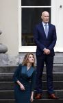 Den haag 10 januari 2022
Balkonscene nieuwe kabinet op paleis Noordeinde.
Koning Willem Alexander Mark Rutte Wopke Hoekstra Hugo de Jonge Kasja ollongren Liesje Schreinemacher Franc Weerwind Dilan Yesilgoz Hanke Bruins Robbert Dijkgraaf Dennis Wiersma Mark Harbers Micky Adriaansens Rob Jetten Henk Staghouwer Christianne v d Wal Karien v Gennip Carola Schouten Ernst Kuipers en Conny Helder .